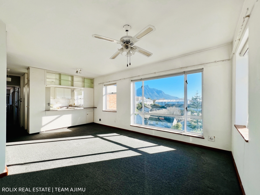 2 Bedroom Property for Sale in Wynberg Western Cape